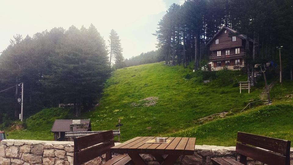 Hotel Snjezna Kuca - Nature Park Of Bosnia Herzegovina Padezina Luaran gambar